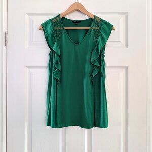 RW&CO ruffle sleeve lace V neck top green size XS